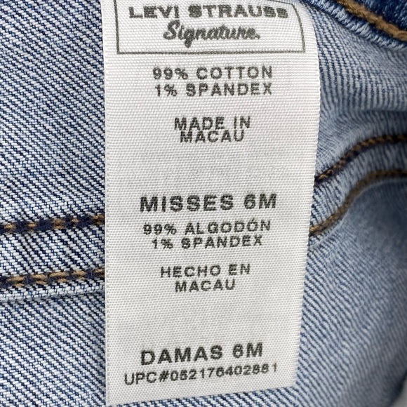 Levi Strauss Signature Mid Rise Bootcut Blue Jeans Women’s Size 6 - Picture 8 of 10